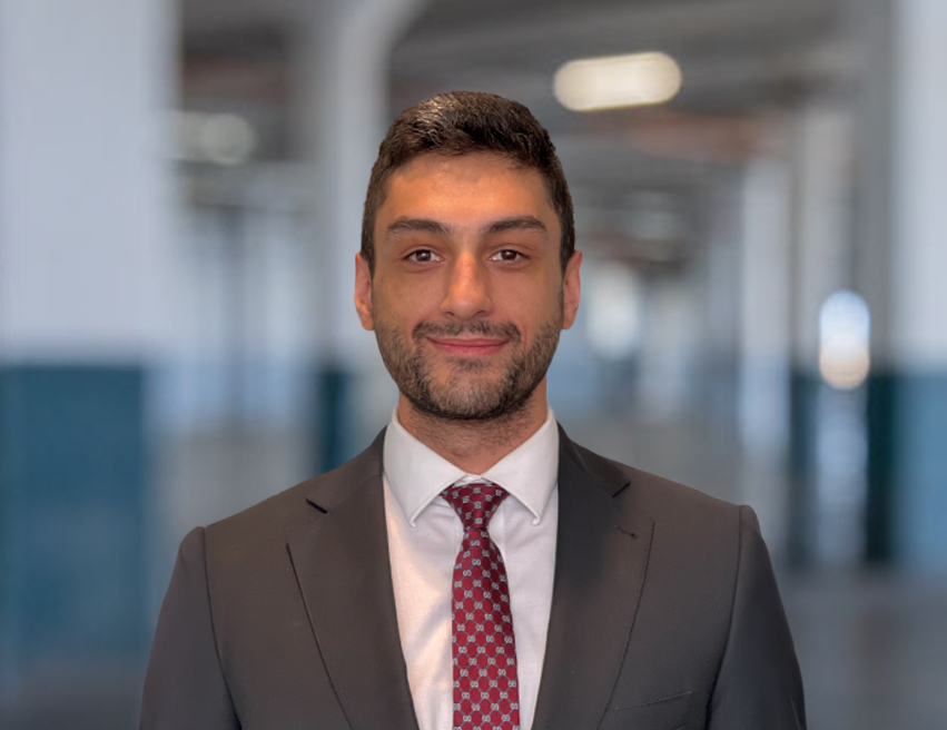 Aria Esmaili