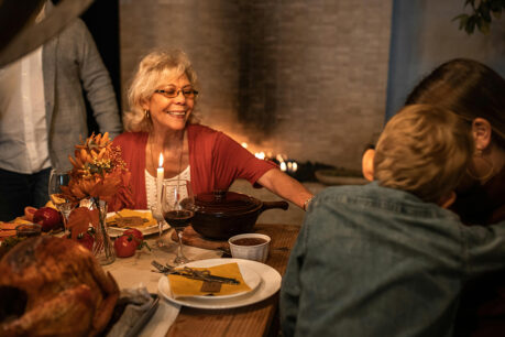 Family enjoy home Thanksgiving