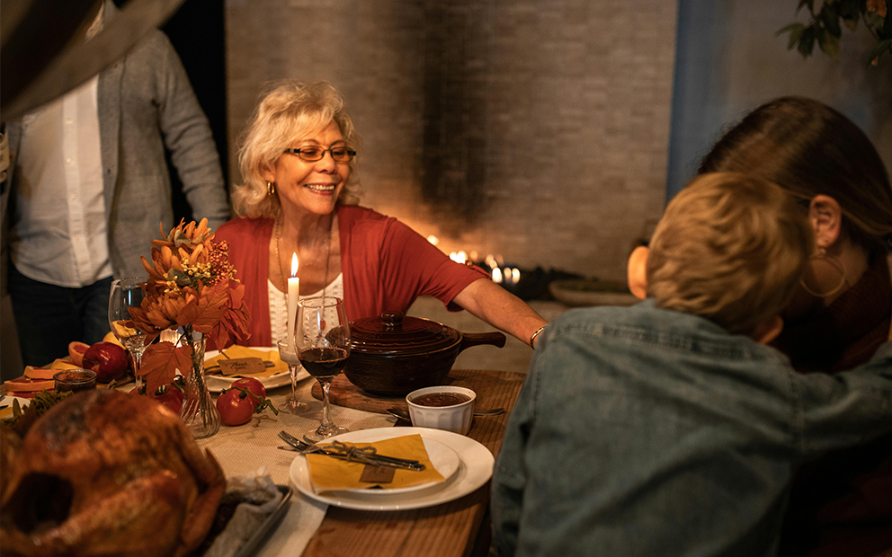 Family enjoy home Thanksgiving