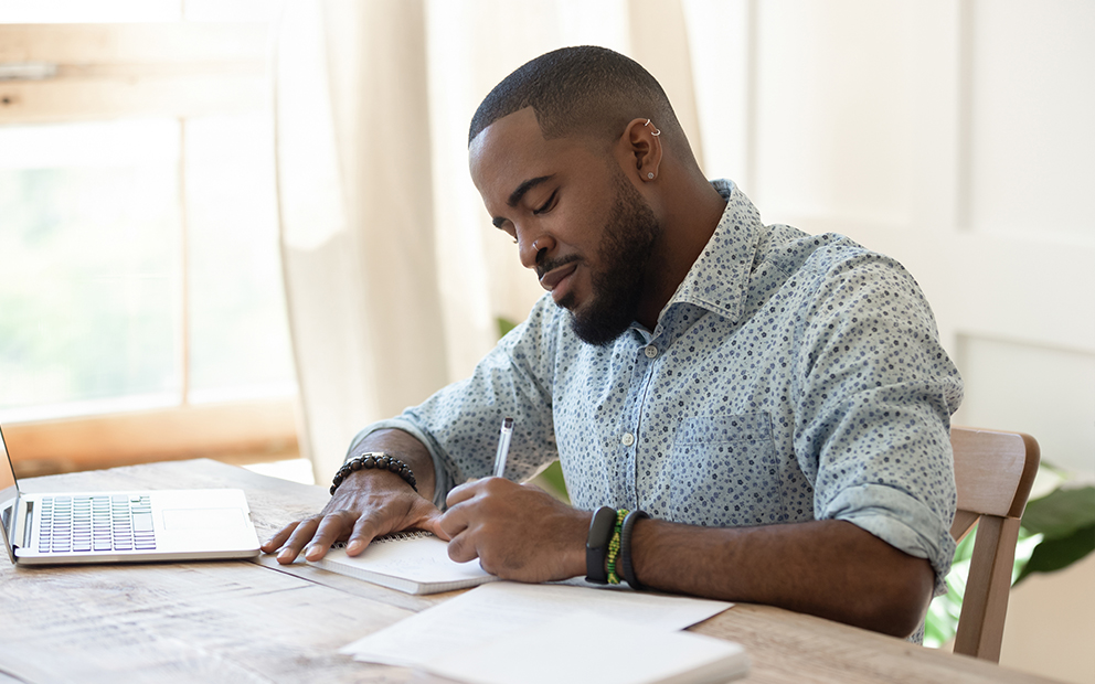Veteran reviewing a va home loan application