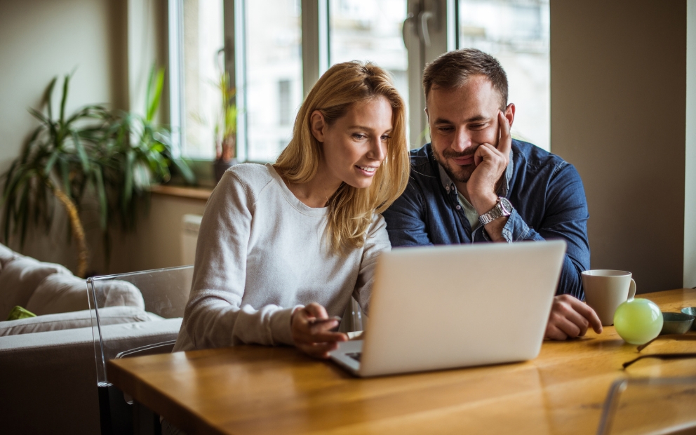 Couple considering VA IRRRL vs. regular refinance